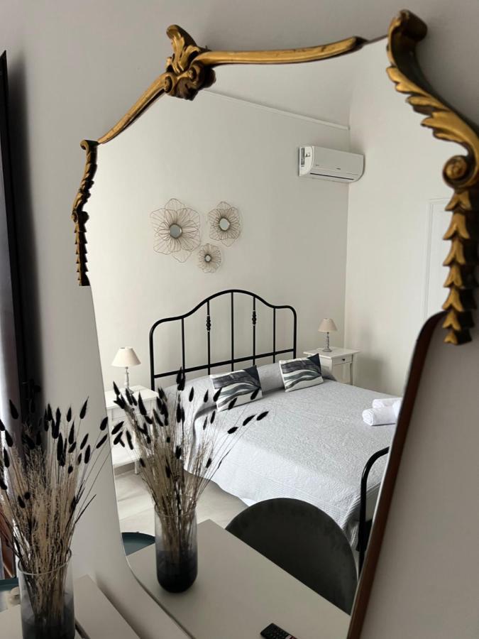 Casanova Rooms And Apartment To Rent Cefalù Eksteriør bilde