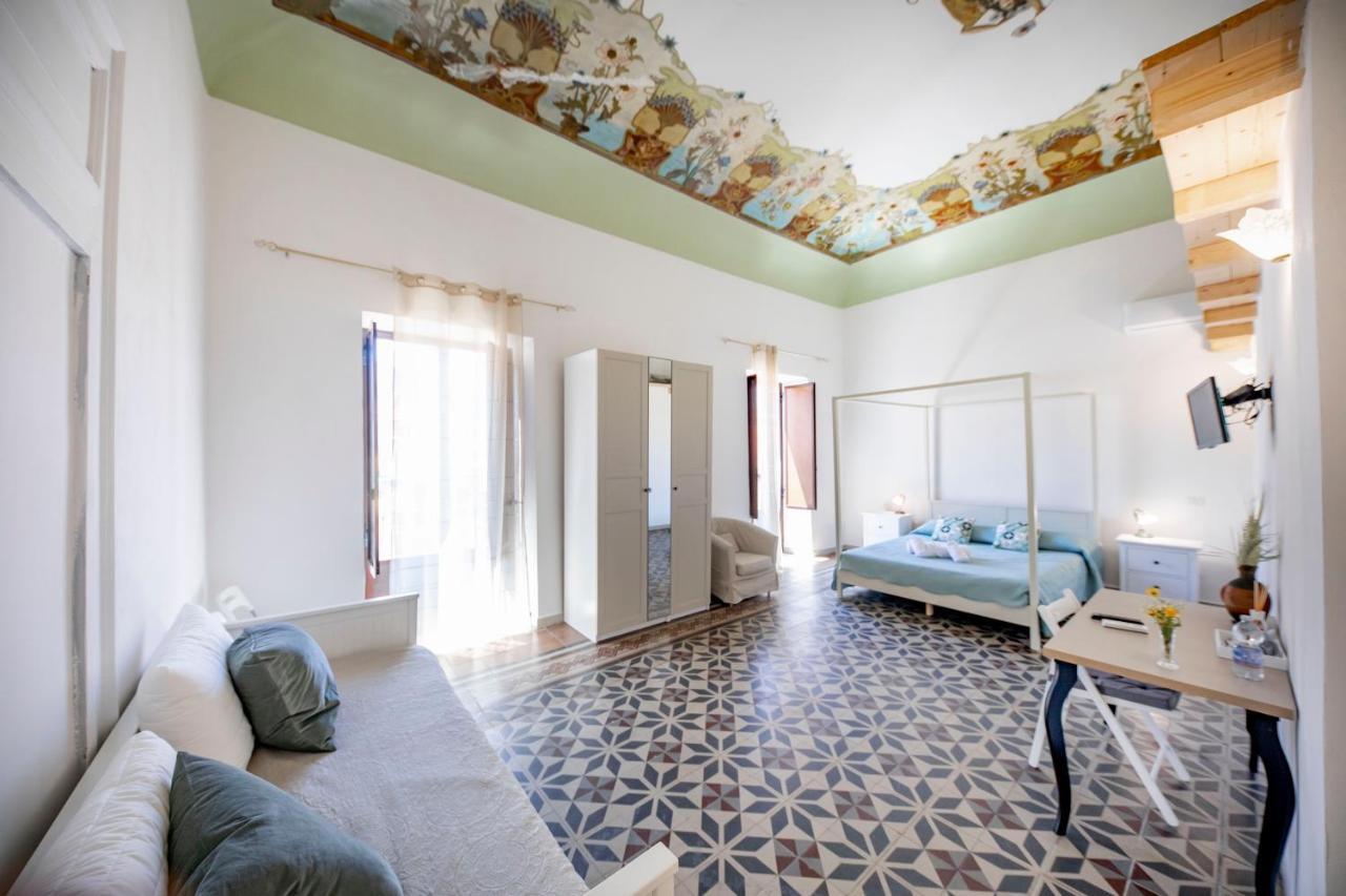 Casanova Rooms And Apartment To Rent Cefalù Eksteriør bilde